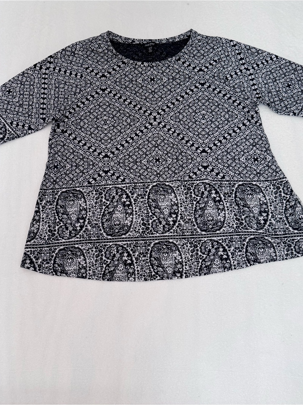 Lucky Brand Black and White Paisley Crewneck Short Sleeve Top